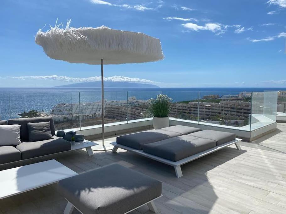 Apartment Luxury With Stunning Terrace And With Heated Pool *